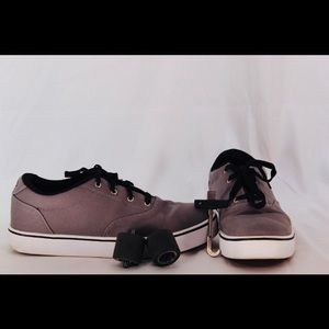 Men’s size 12 Heeleys